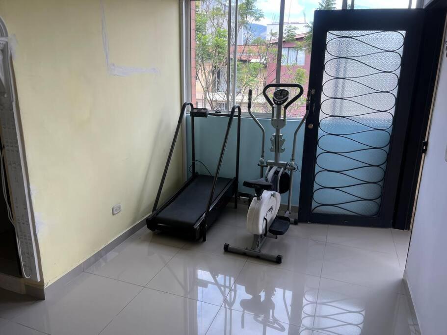 Casa De Lujo Muy Amplia Con Ubicacion Privilegiada Сasa de vacaciones Medellín