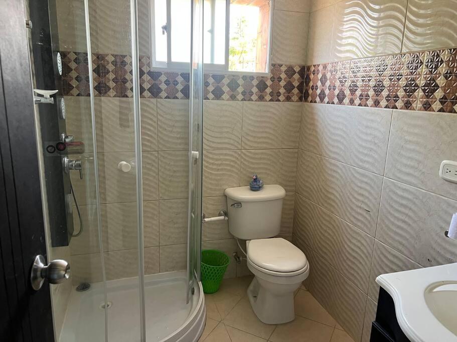 Casa De Lujo Muy Amplia Con Ubicacion Privilegiada *