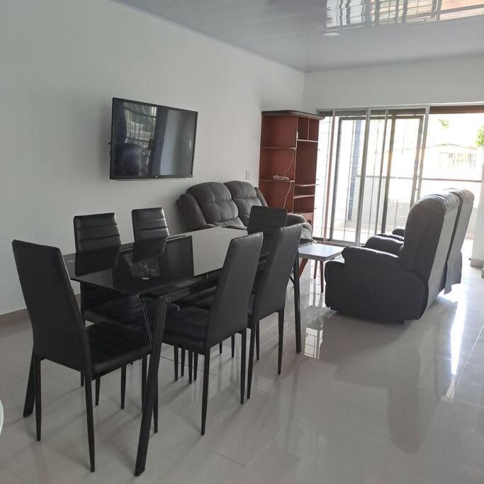 Casa En La Floresta! Apartamento Medellín