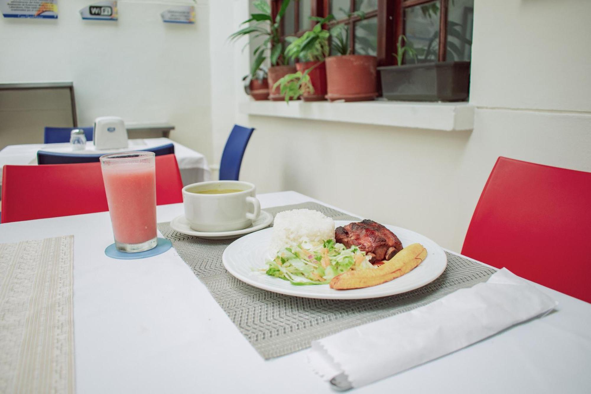 Apartahotel Casa Alnor Medellín