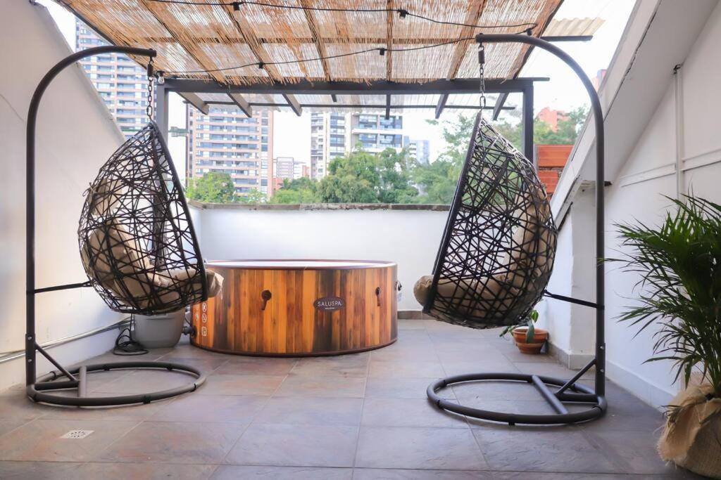 Apartamento Penthouse W/ Jacuzzi In Lleras Park *