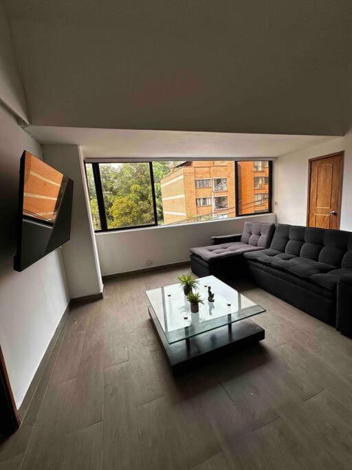 Apartamento Penthouse W/ Jacuzzi In Lleras Park