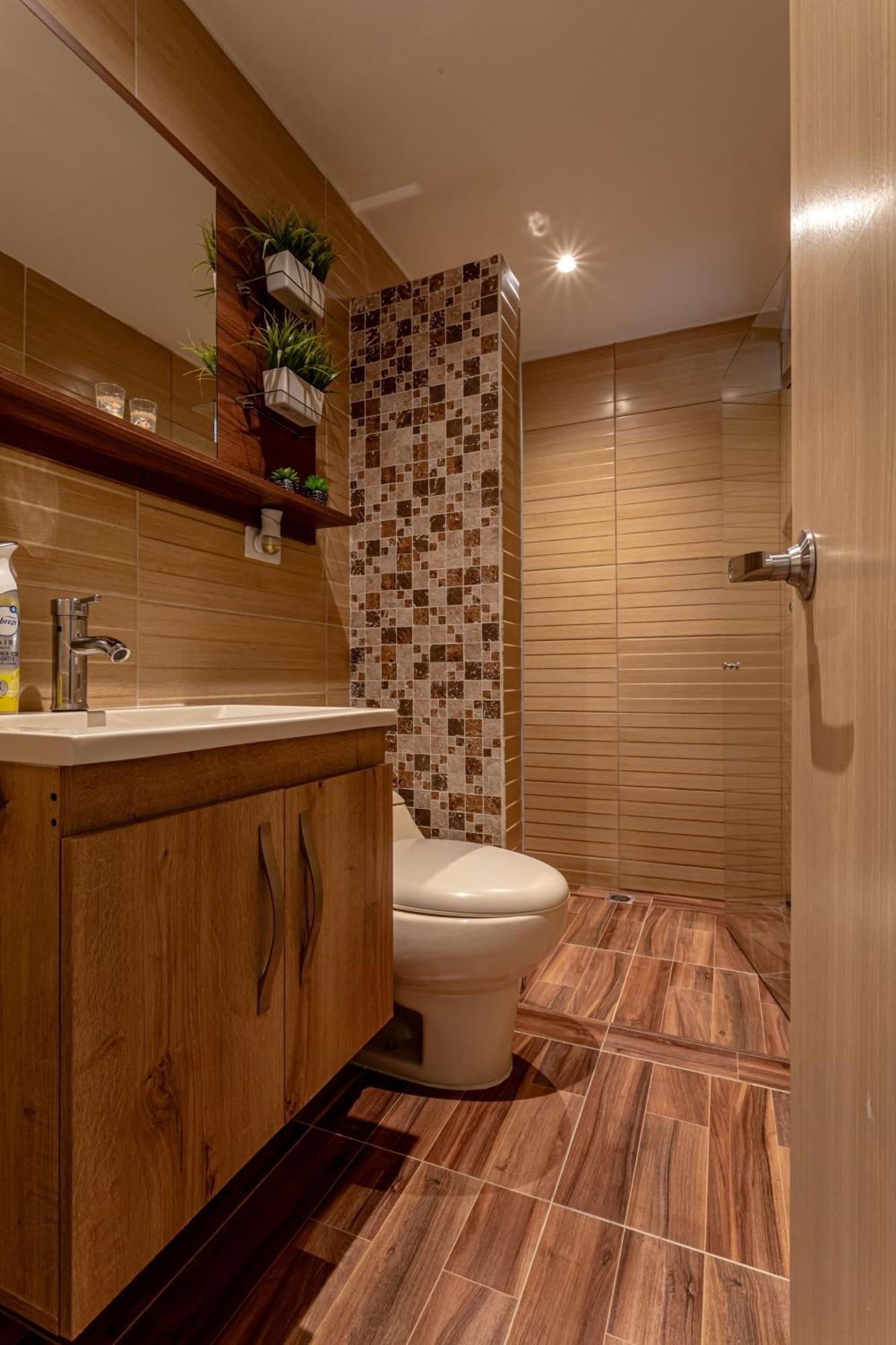 Apartamento Cozy With A/c In North Medellin. *