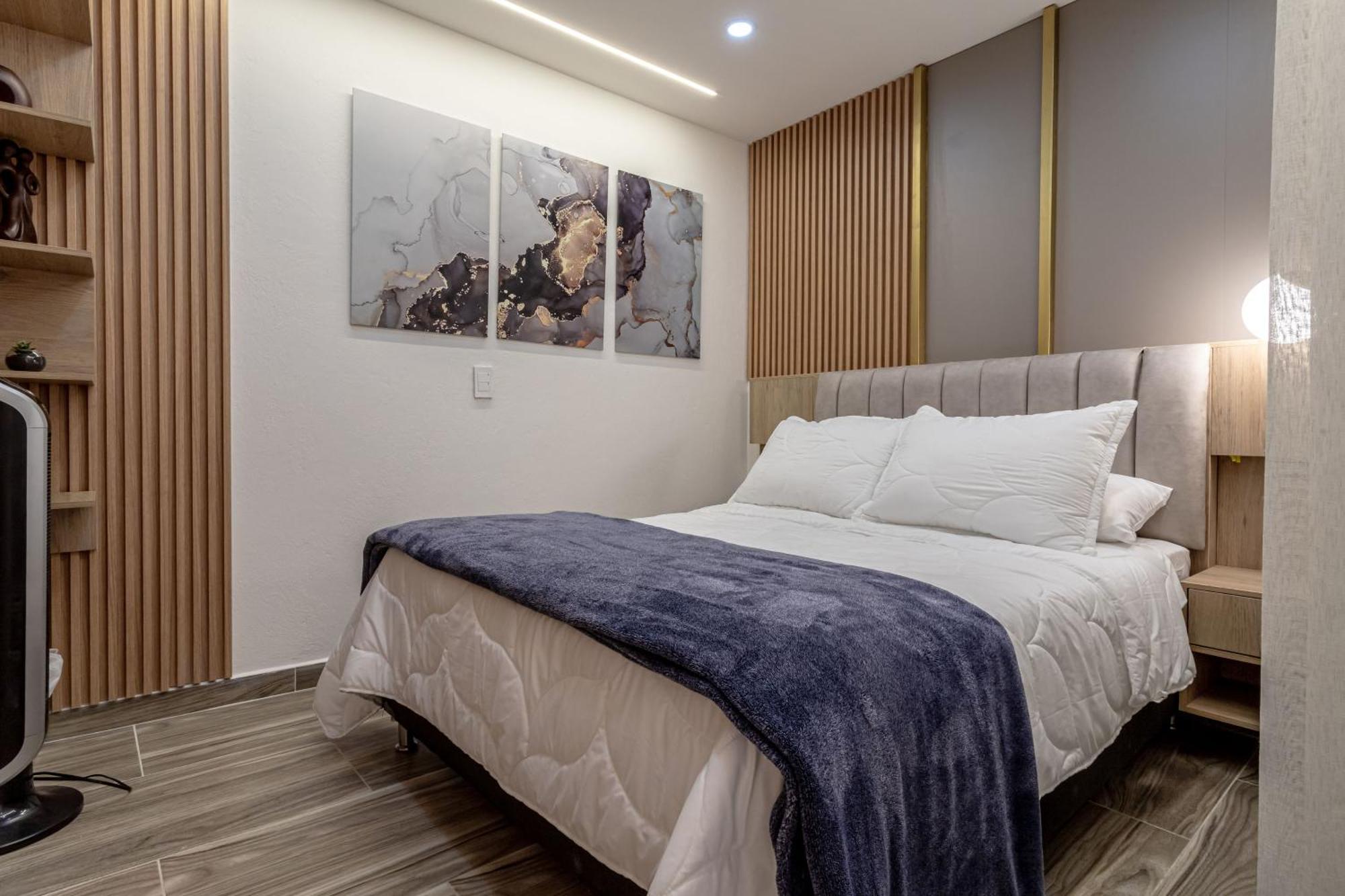 Cozy With A/c In North Medellin. Apartamento Medellín