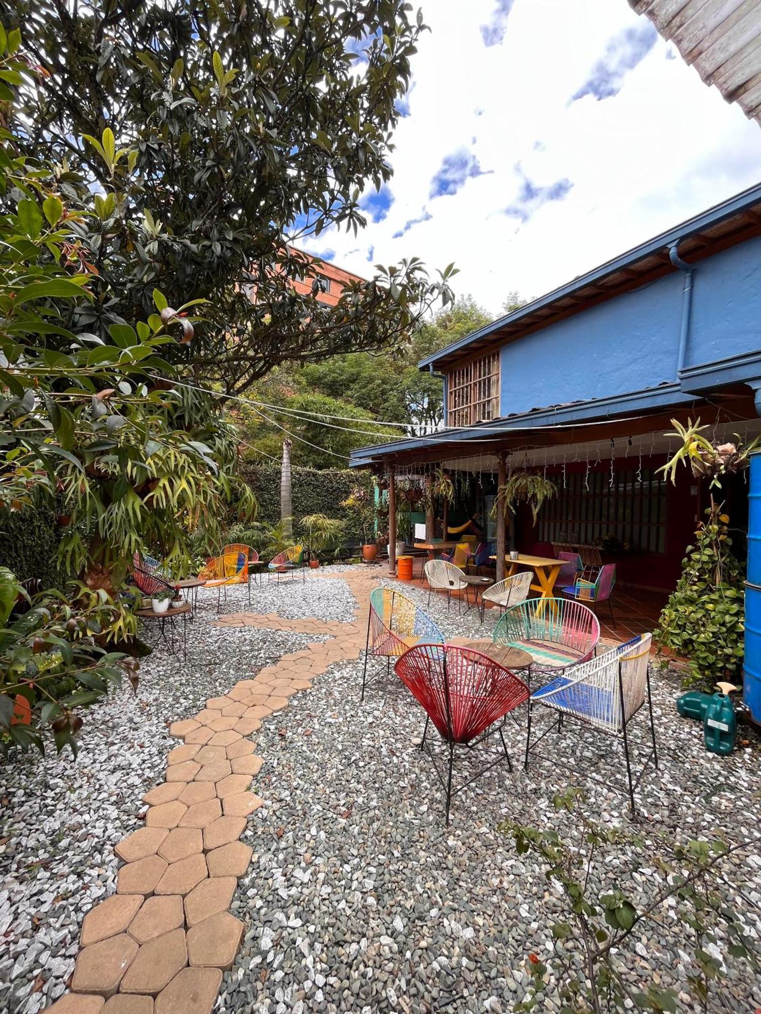 Yolo Hostel Medellin
