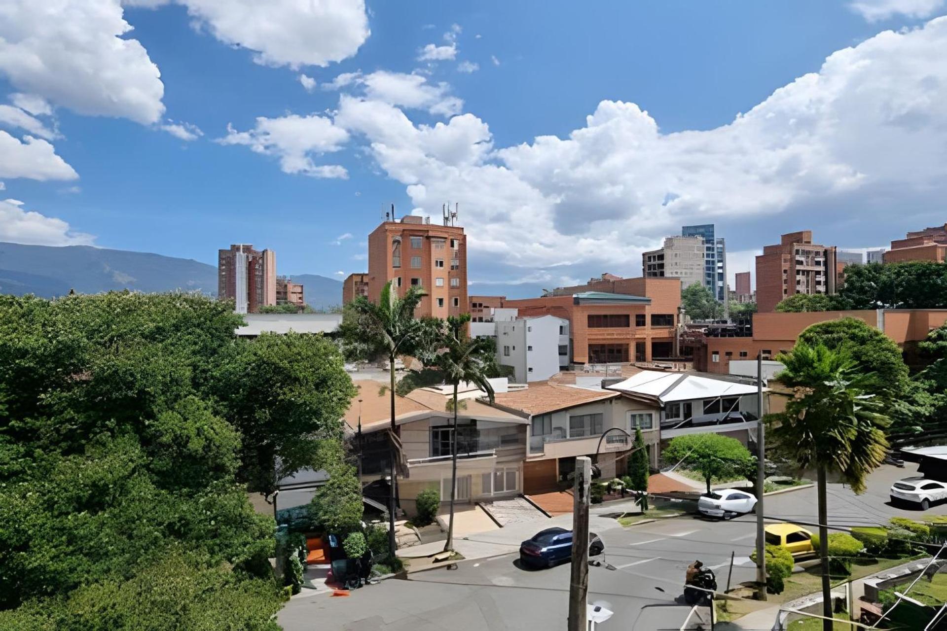 Ed Santo Tomas Laureles Apartamento Medellín