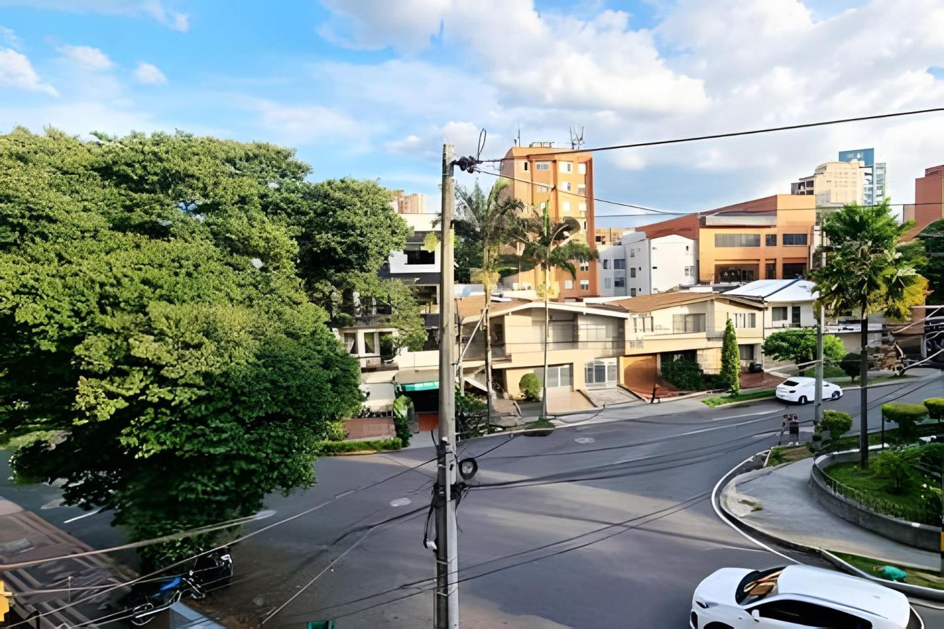 Ed Santo Tomas Laureles