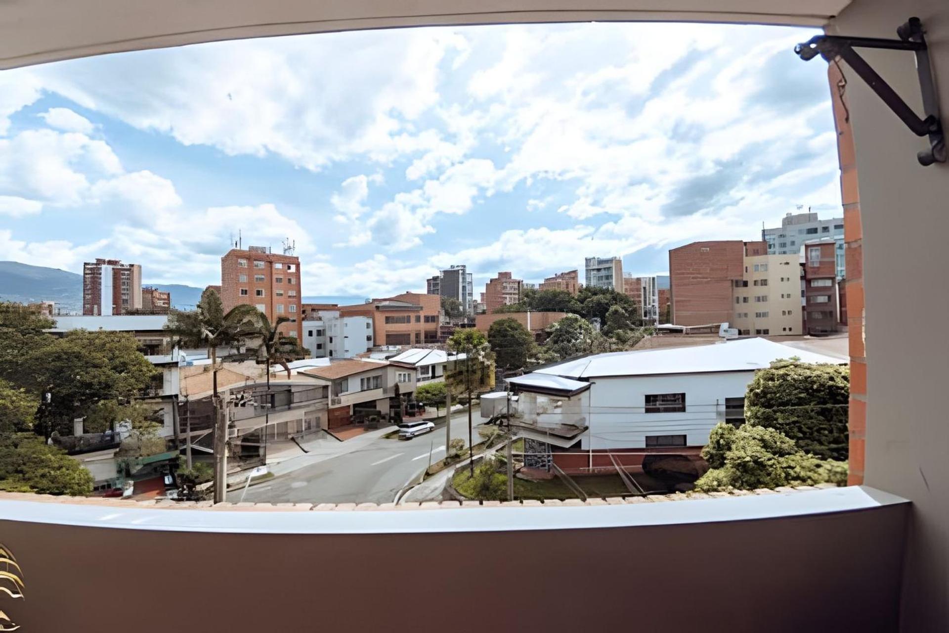 Apartamento Ed Santo Tomas Laureles Medellín