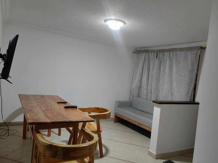 Excelente Lugar Laureles Estadio Piso 1 Apartment Medellin