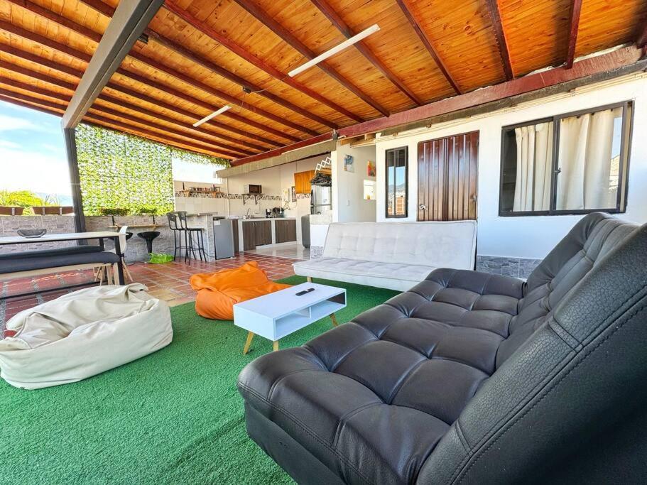 Apartamento Con Terraza Estadio Medellín