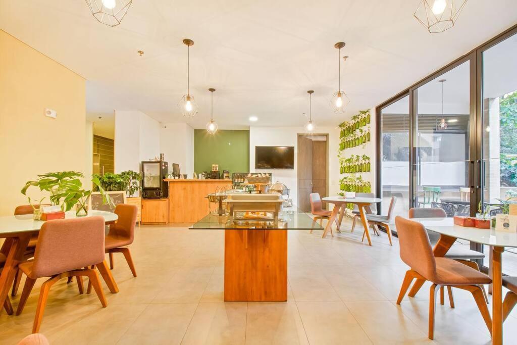Apartamento Poblado View Class / Big Balcony *