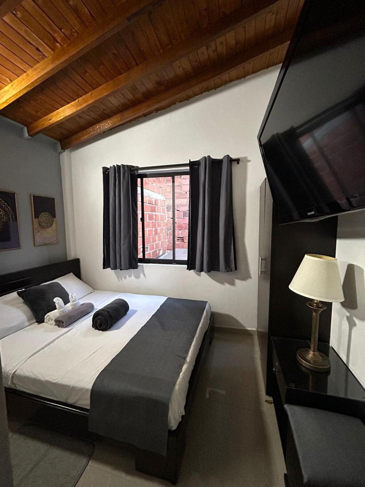 Hostal International