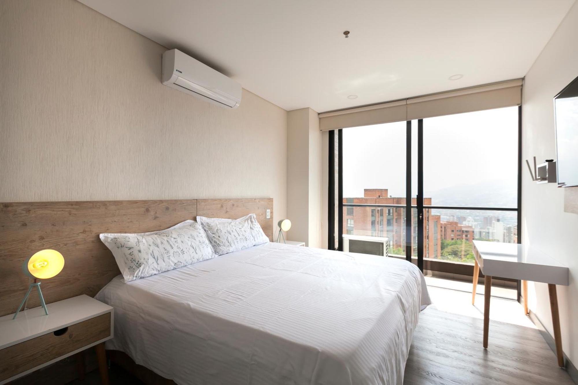 Apartamento Moderna Y Comoda Gym Y Pool El Poblado 1002 *