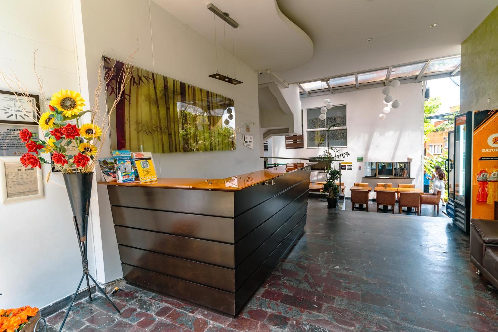 Boutique Rosas 5 G Hotel 4*