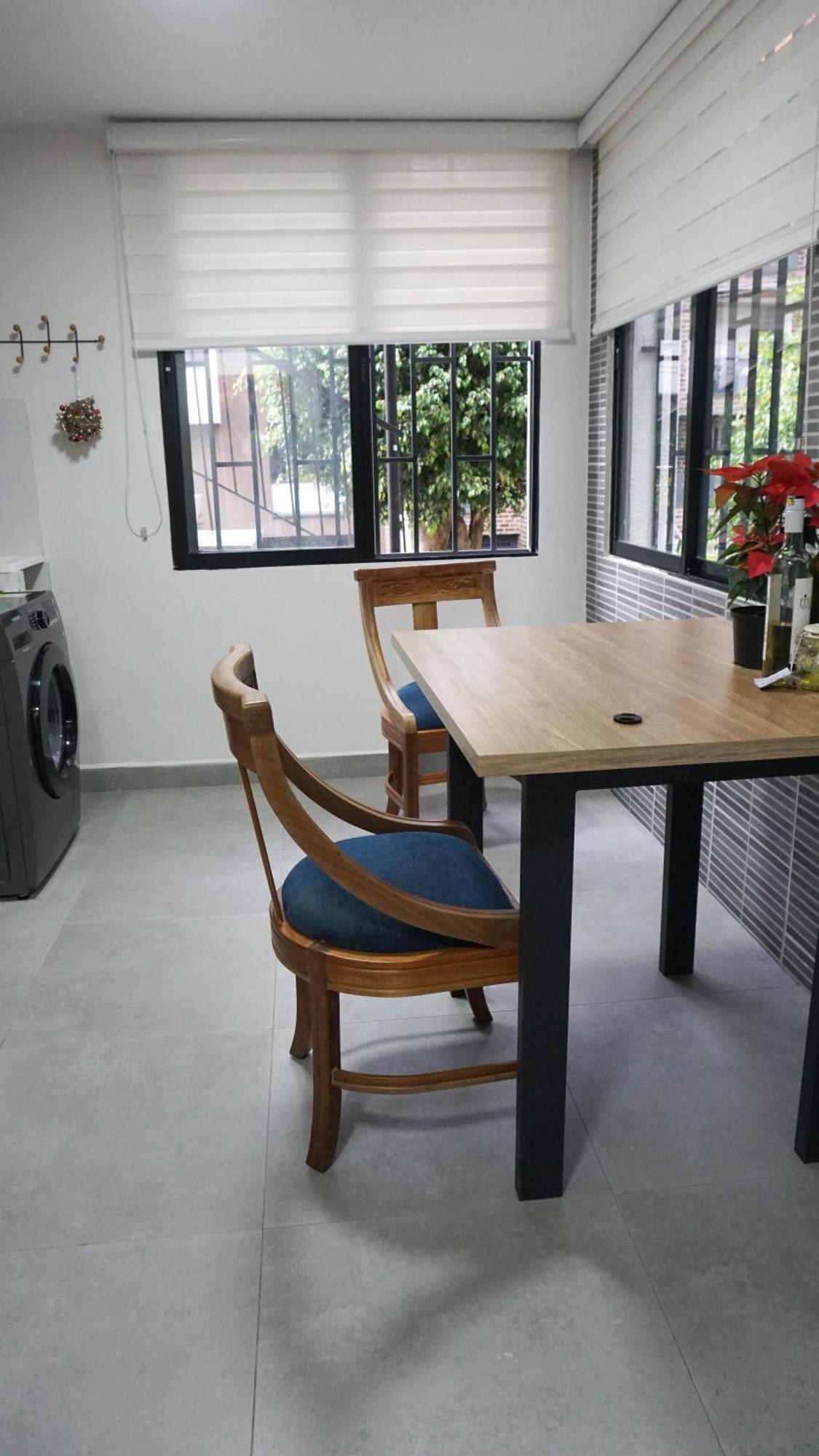 Acogedor Apartamento En Simon Bolivar Laureles * Medellín