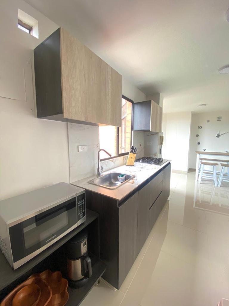 Two Bedroom Apartment/phenomenal Views * Medellín