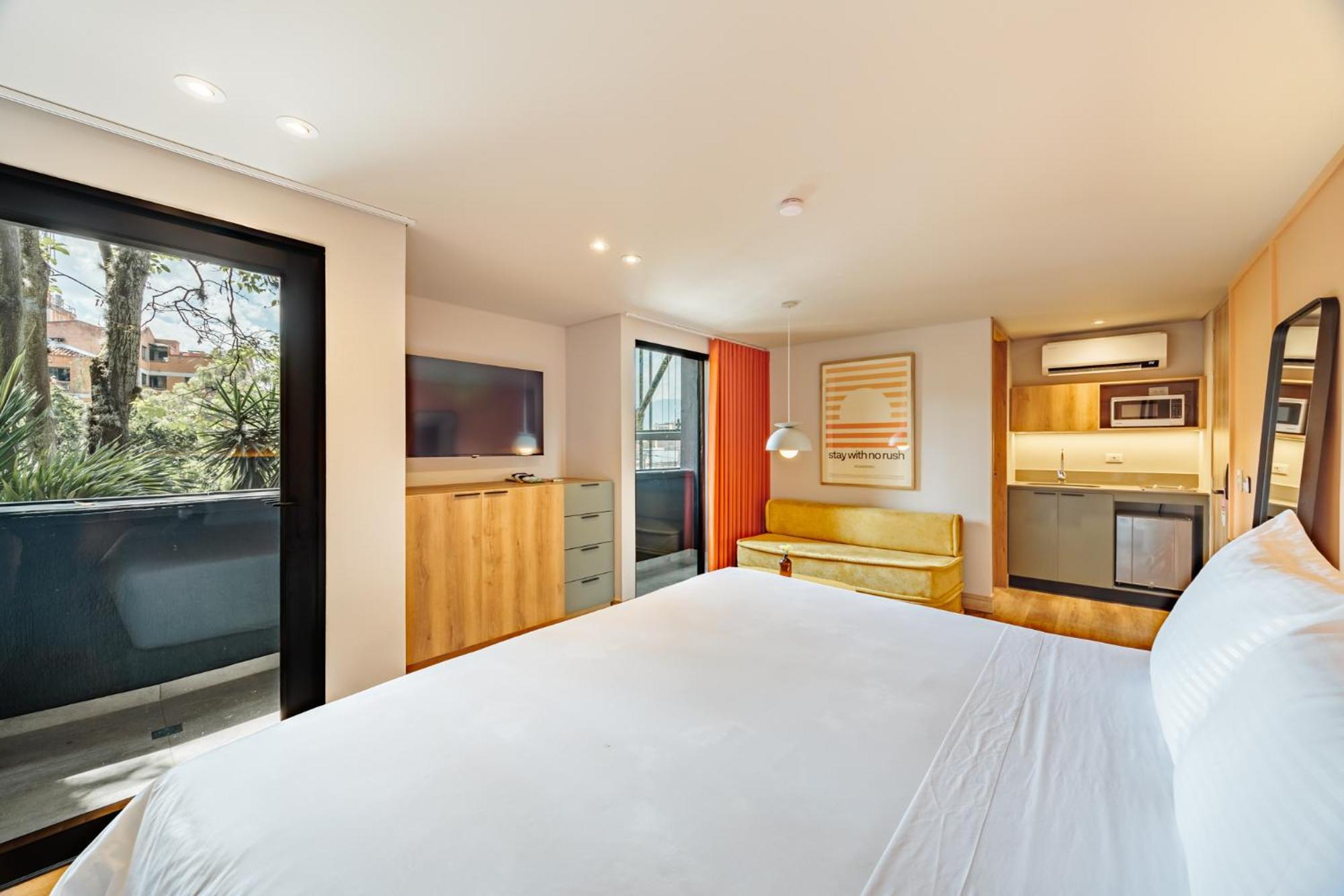 The Somos Flats Poblado 4*