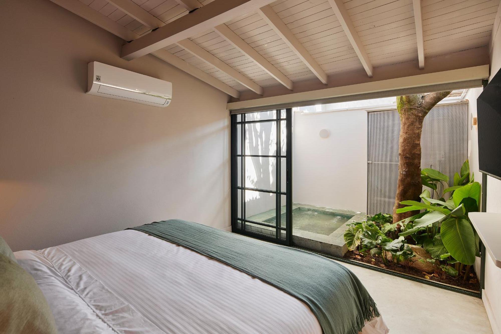 Antipoda Boutique 5*