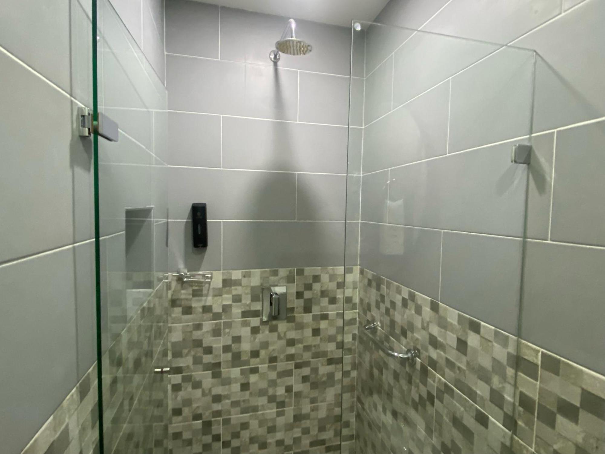Maidy Luxury Hotel 3*