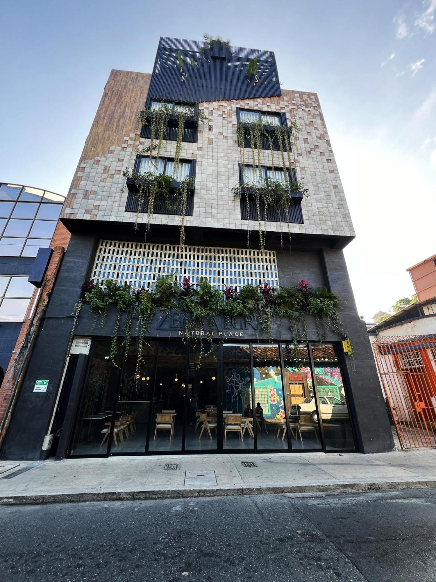 Zelva Negra Hotel