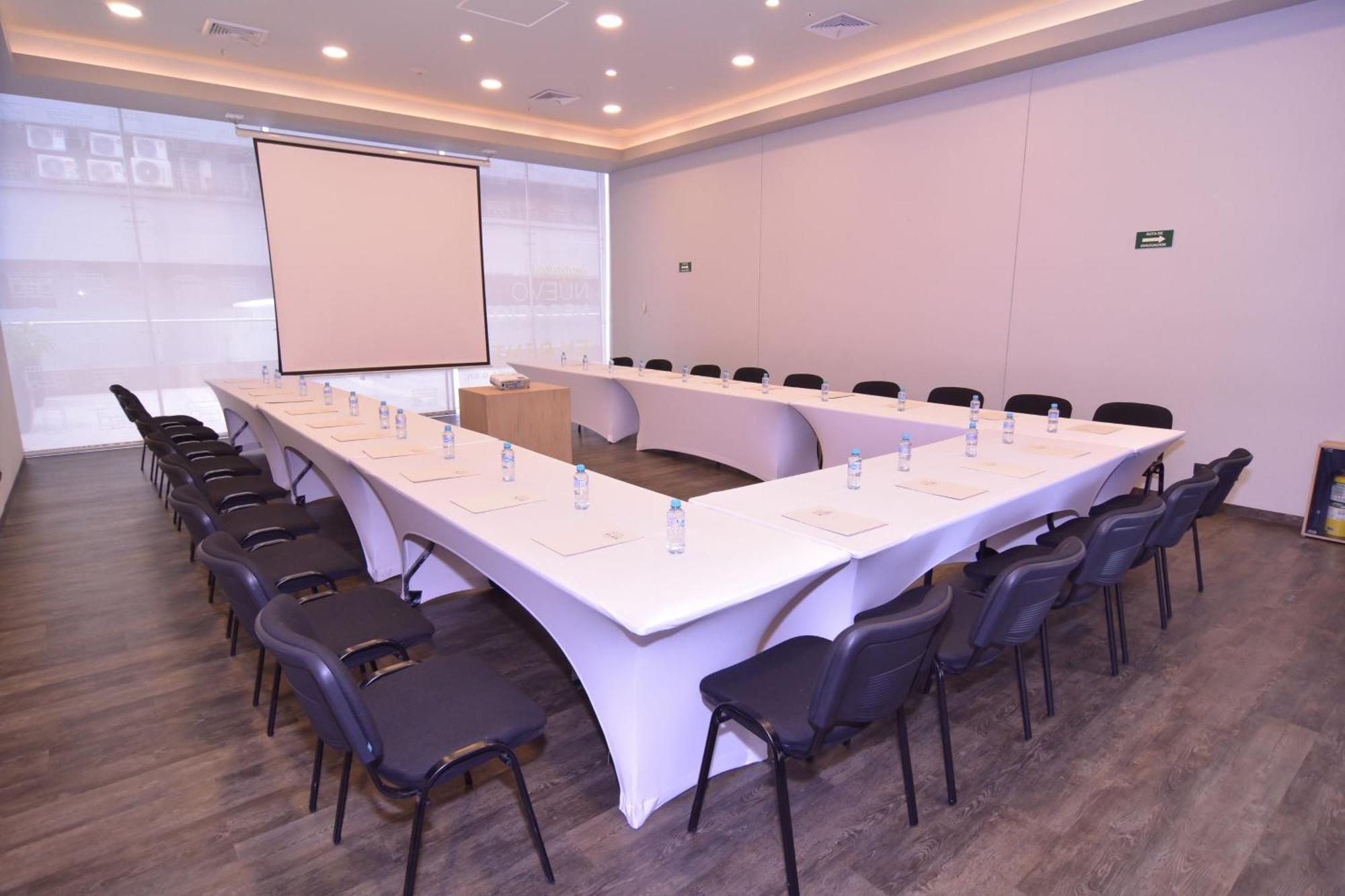 Hotel Express By Marriott Colombia