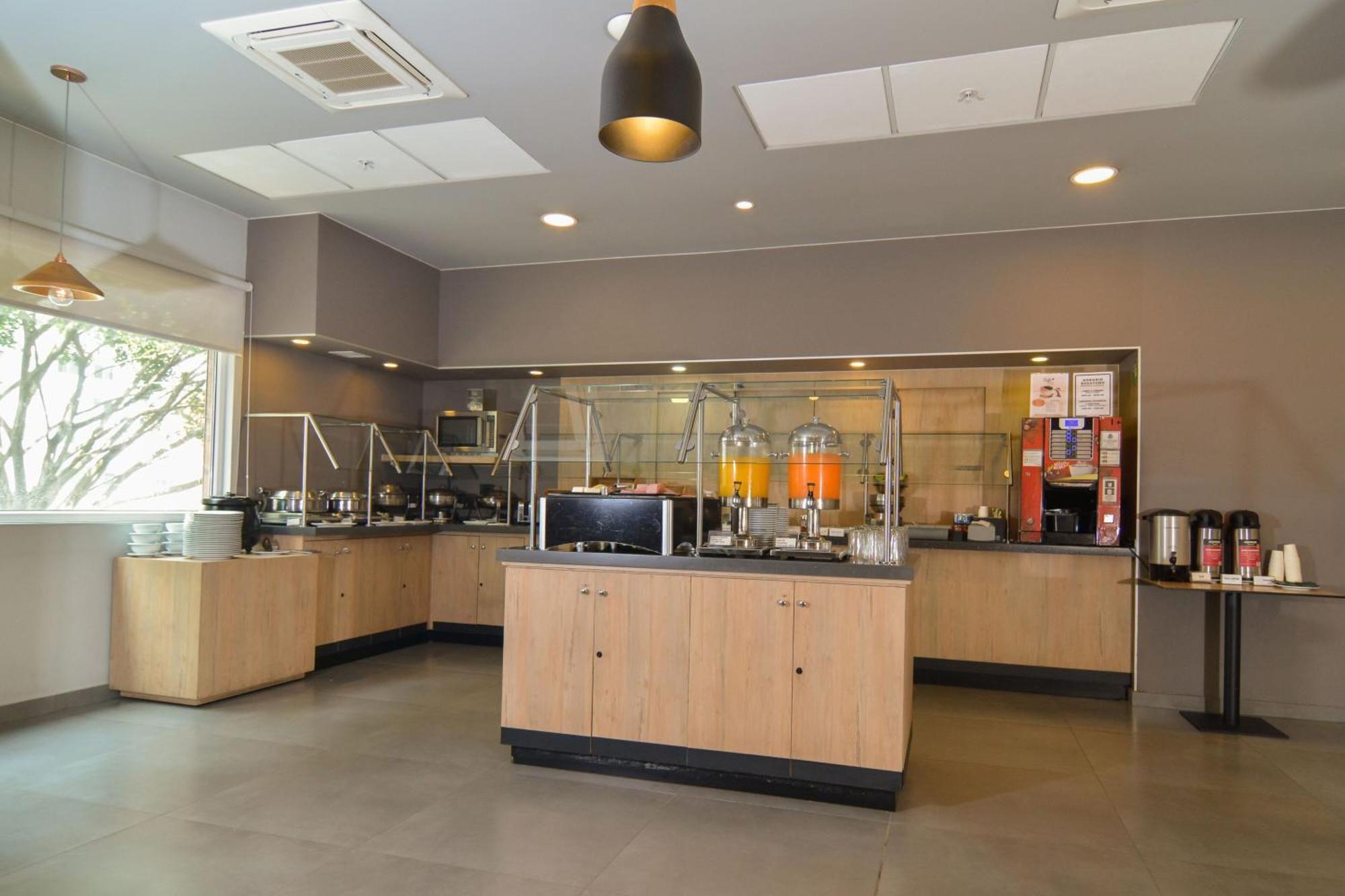 Express By Marriott Colombia Hotel 4*