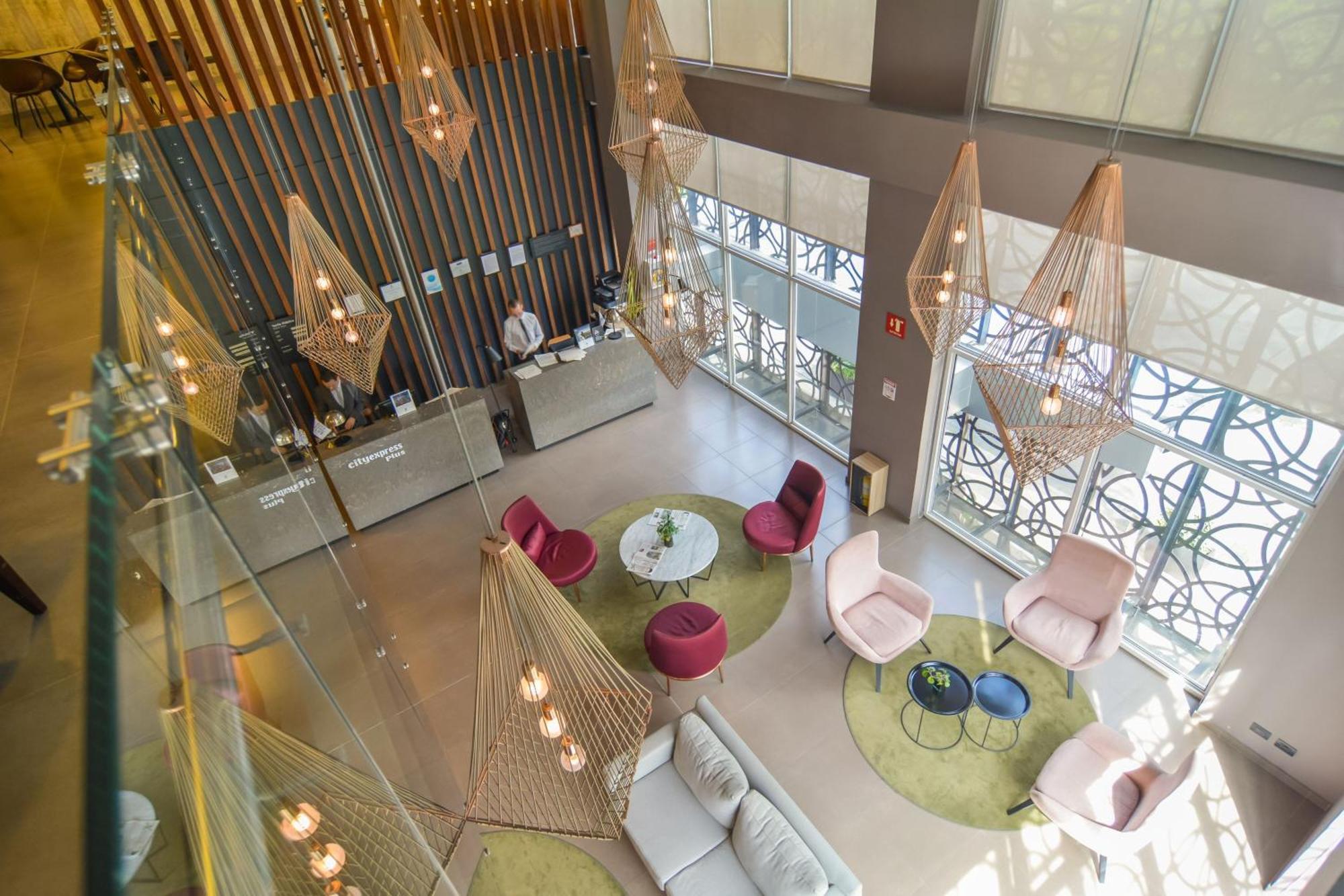 Hotel Express By Marriott Colombia 4*
