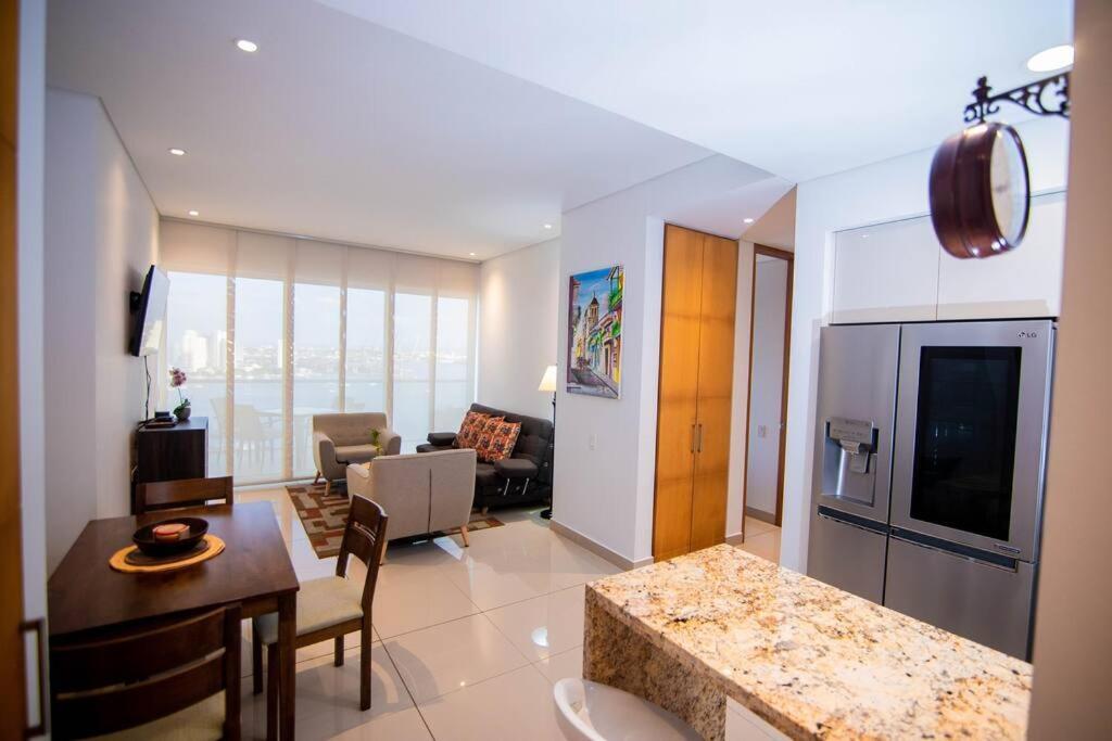 Beachfront Luxury In Bocagrande