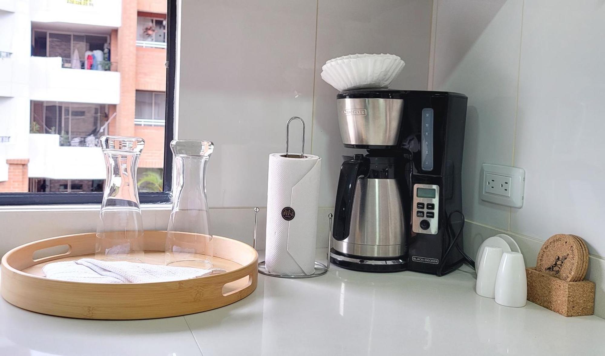 New Luxury 3 Bedroom In Great Area. Apartment