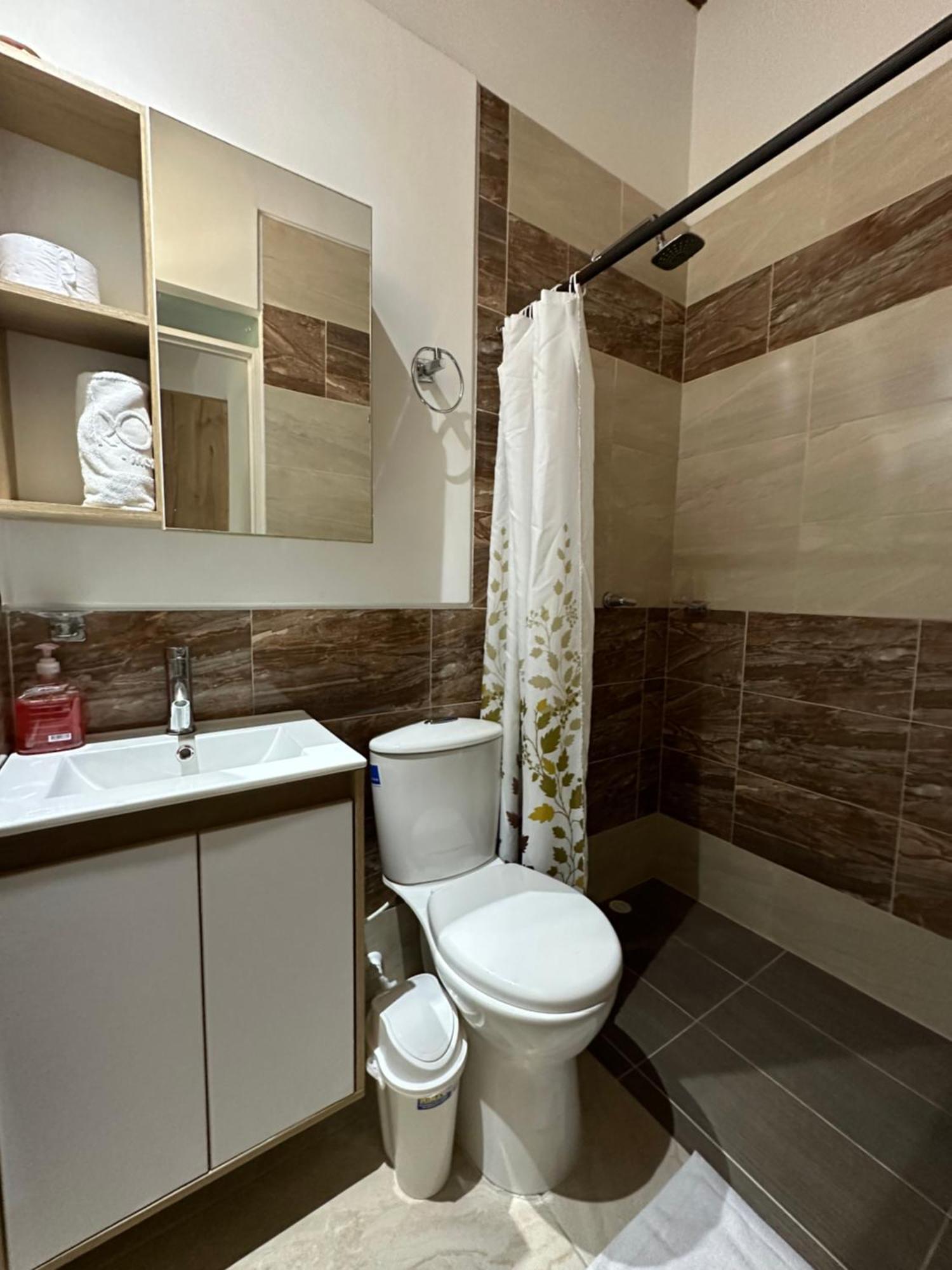 Hotel Laureles Lgh 3*
