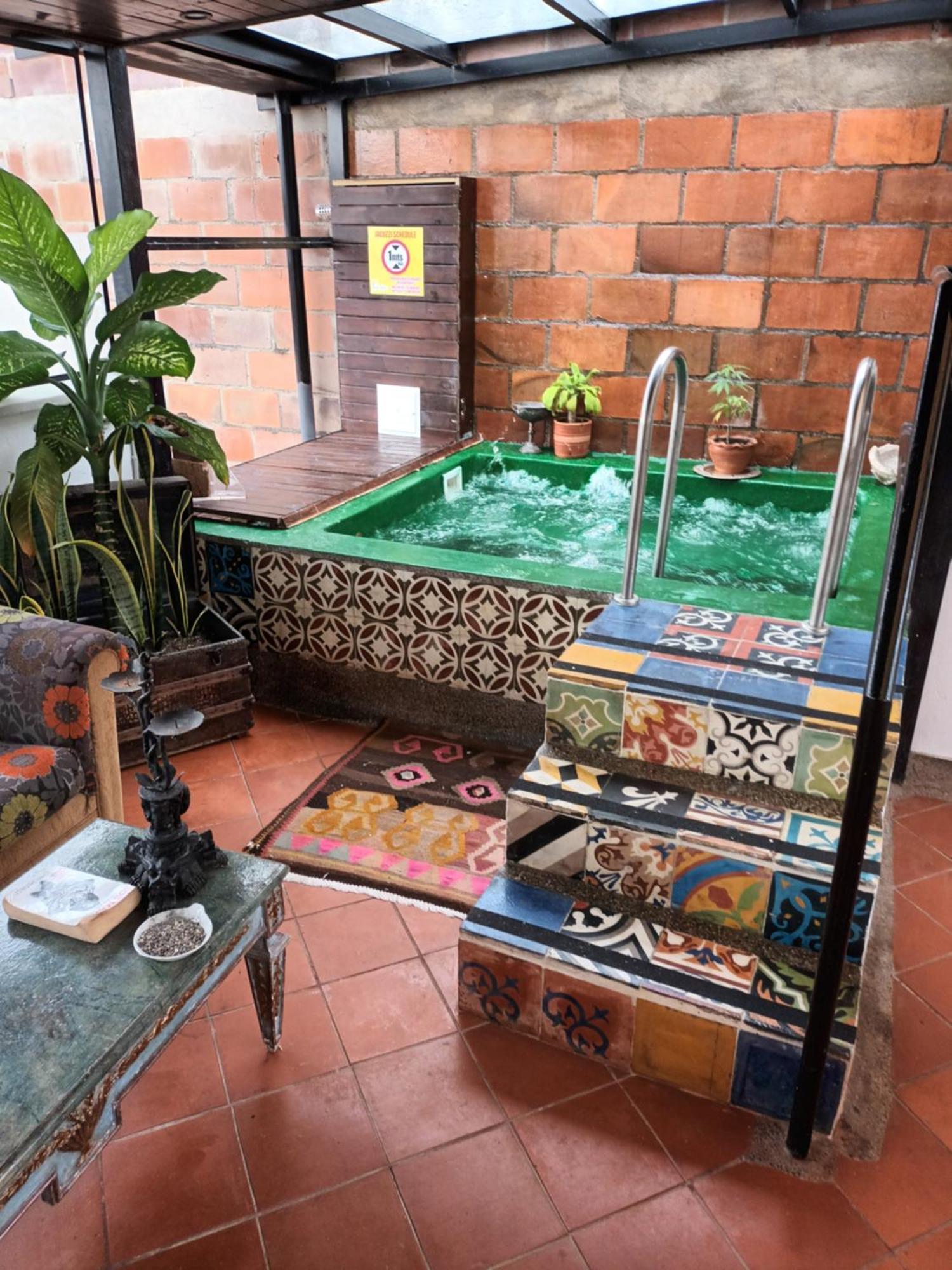 Pensión Casa Naranjos Medellín