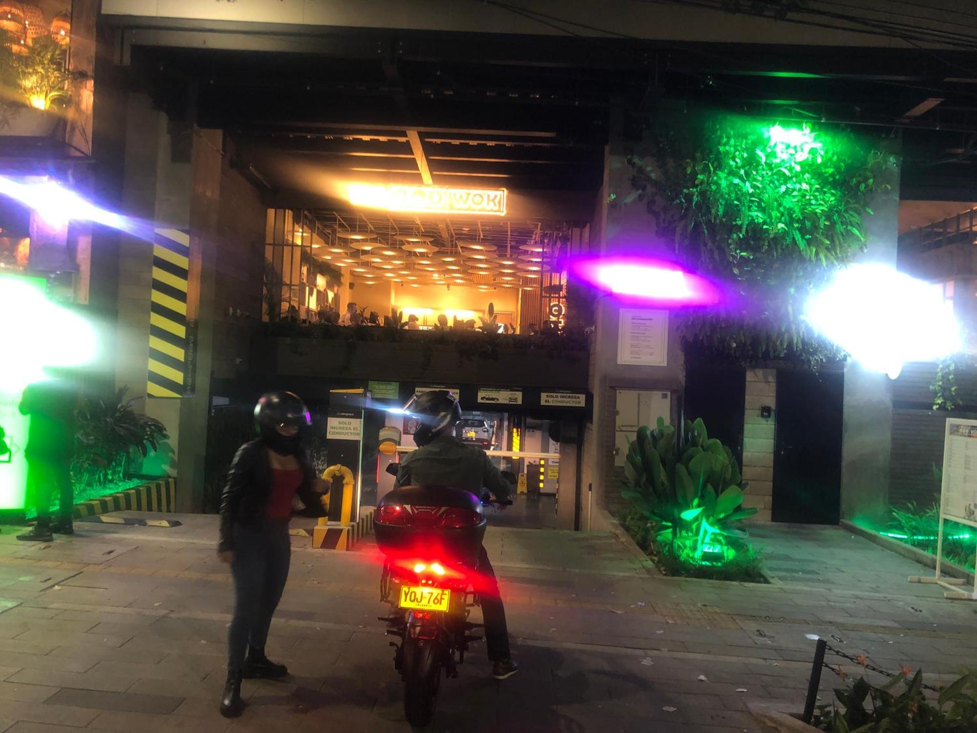 Excelente, Moderno, Amoblado Y Bien Ubicado En Laureles, *