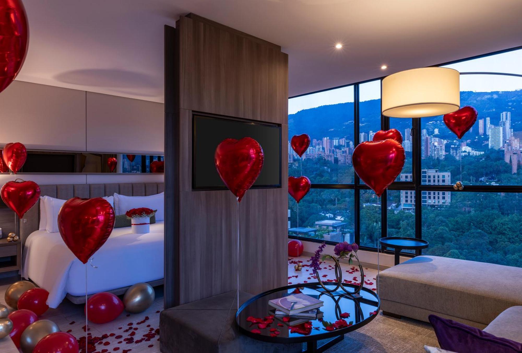 Hotel York Luxury By Preferred 5*