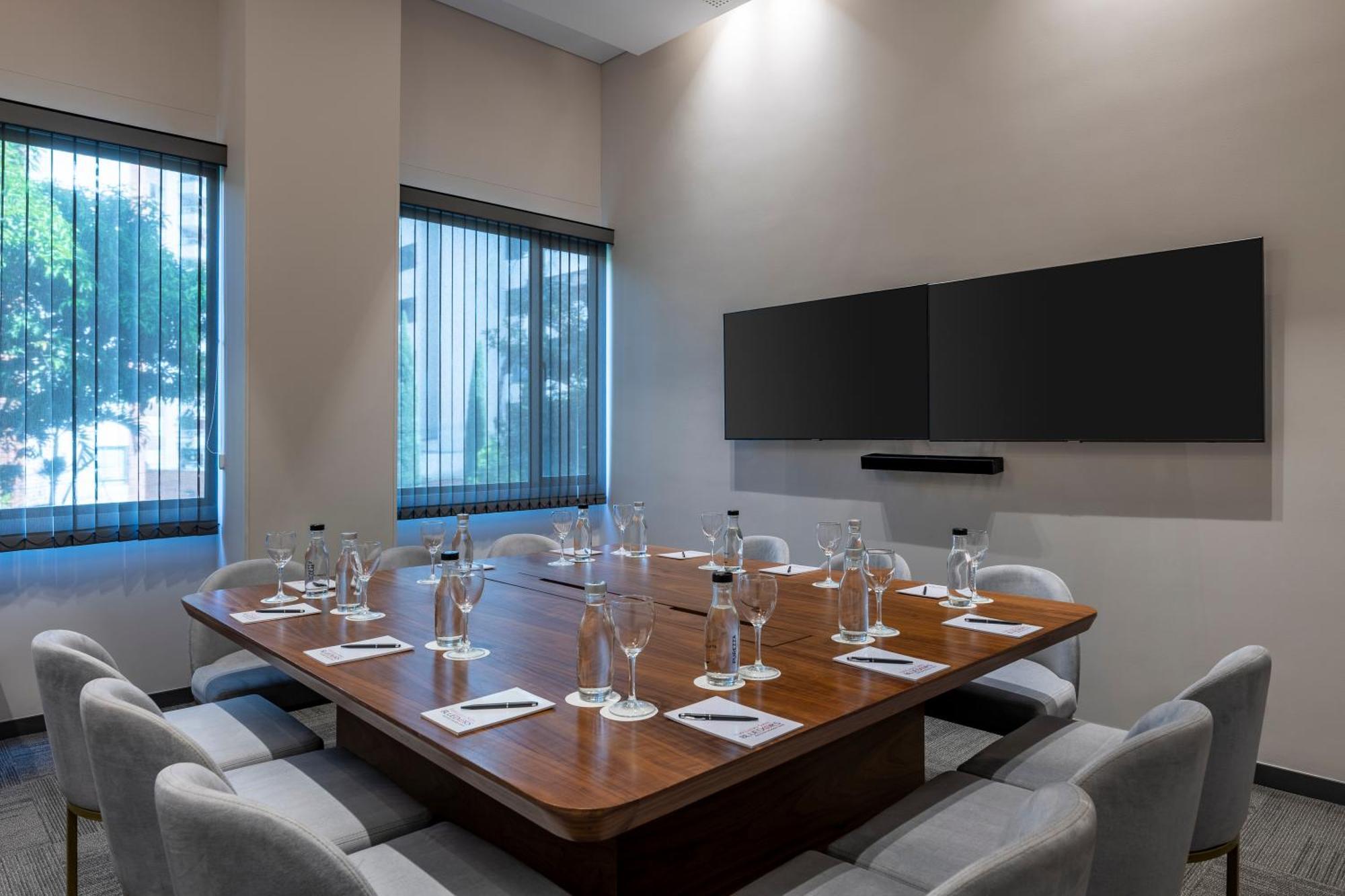 York Luxury By Preferred