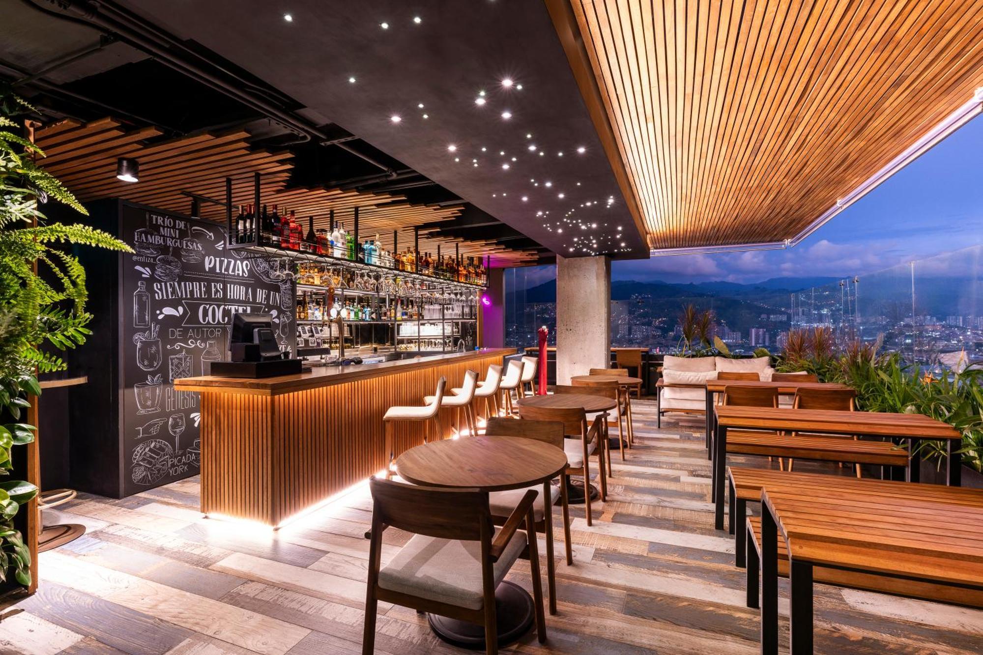 York Luxury By Preferred Hotel 5*