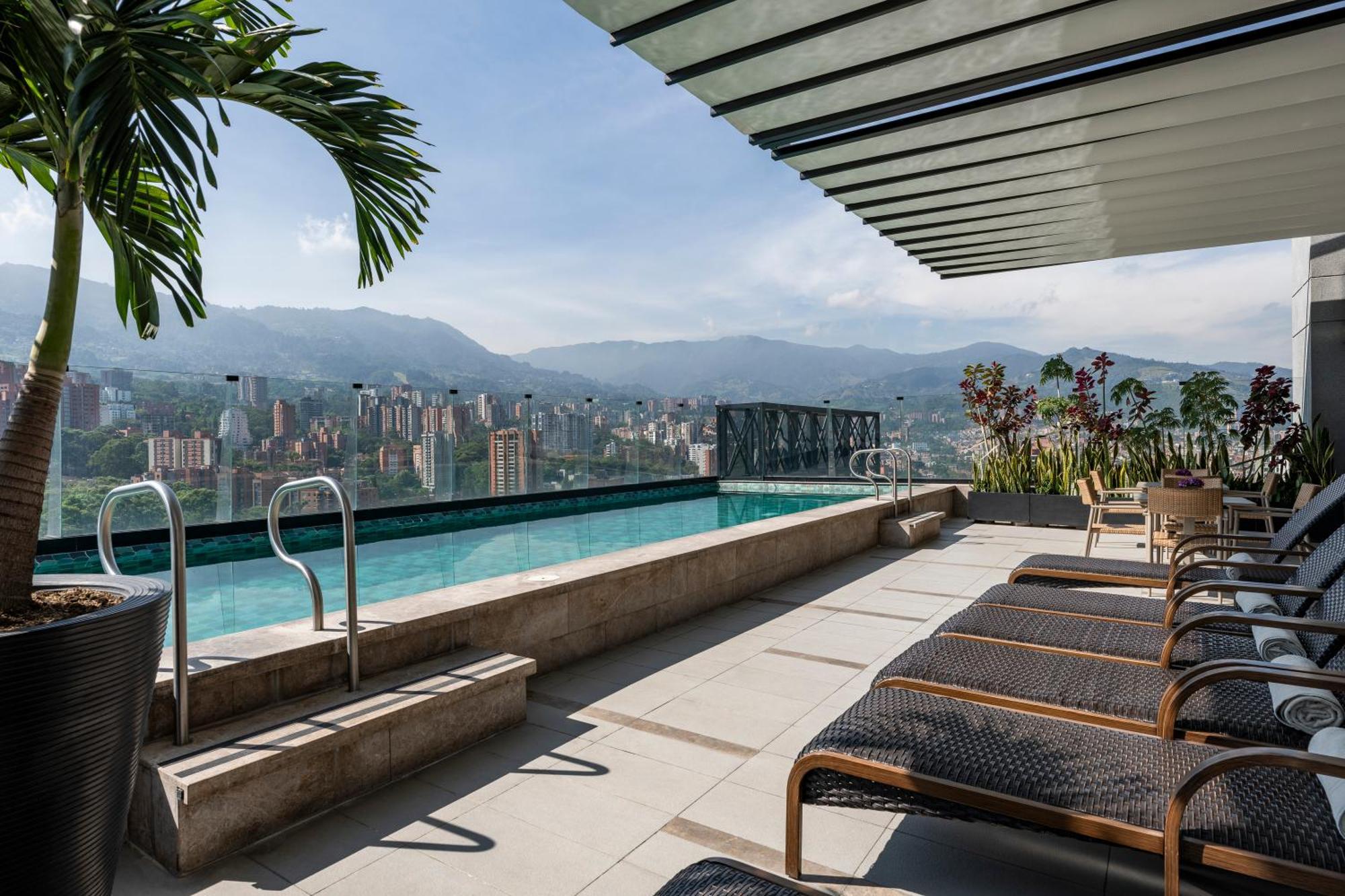 York Luxury By Preferred 5*