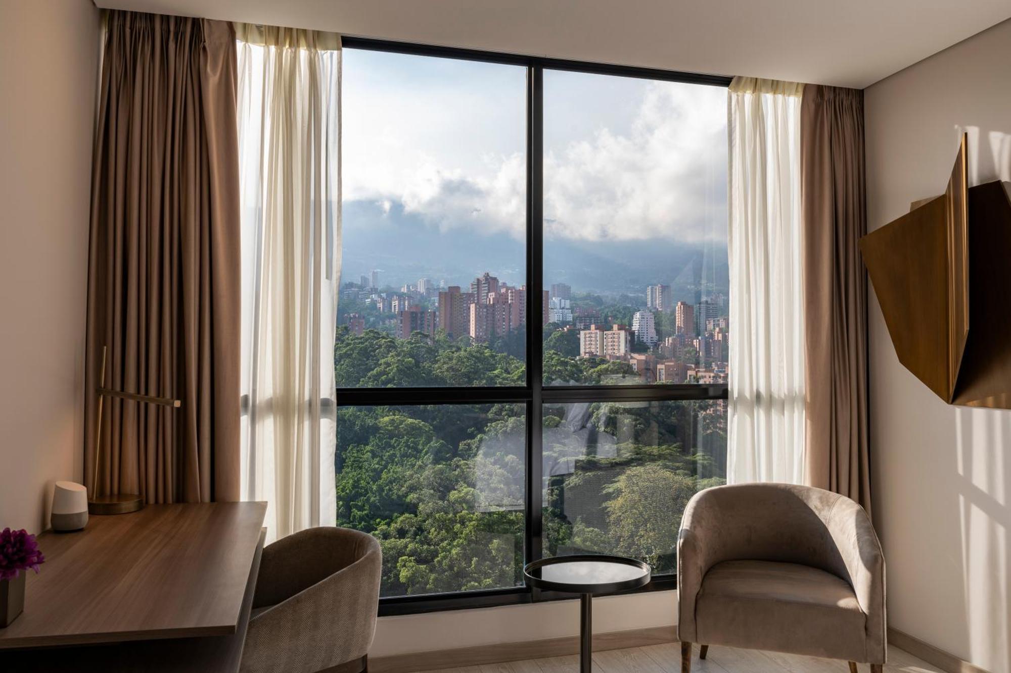 York Luxury By Preferred Hotel