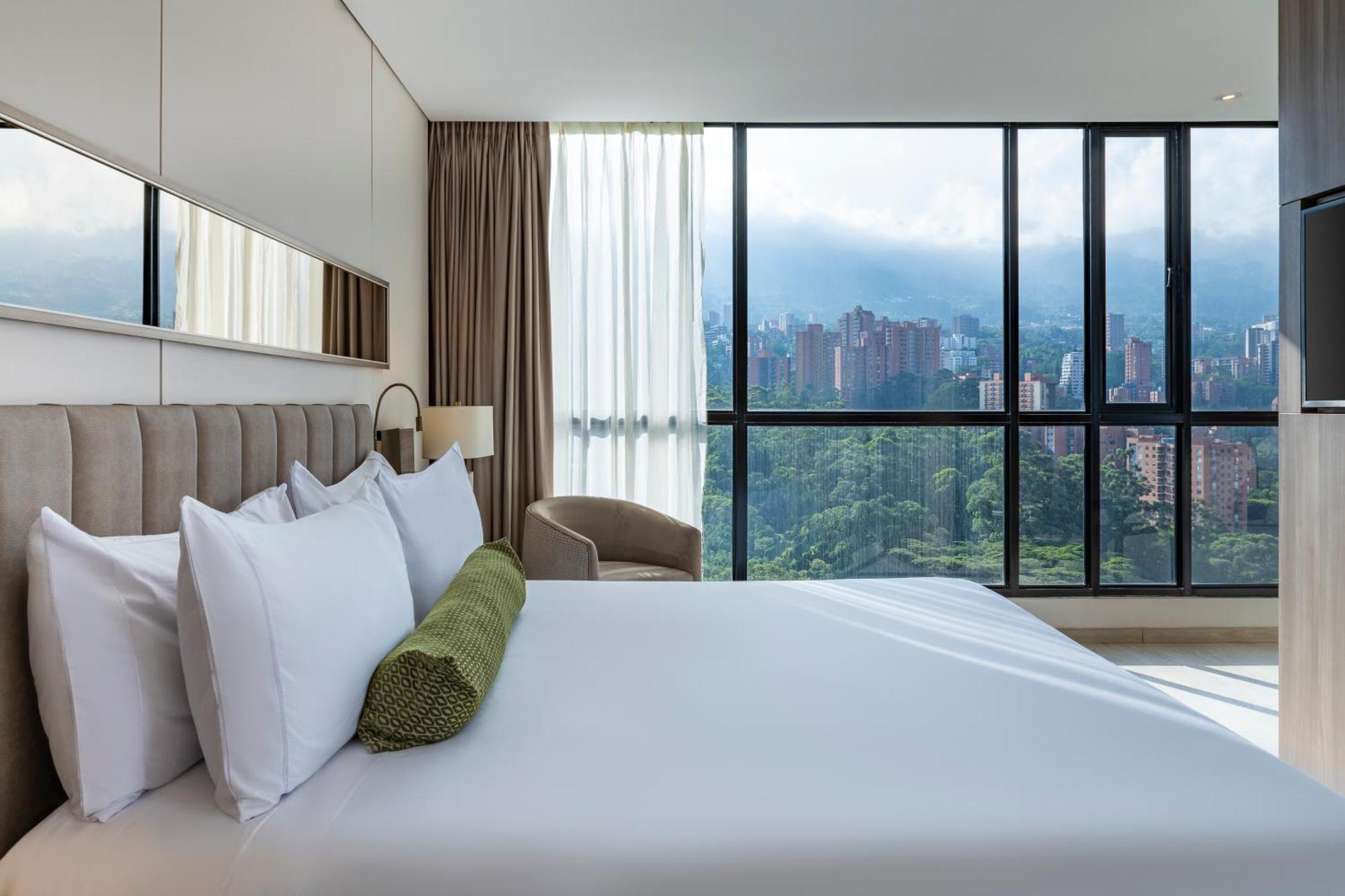 Hotel York Luxury By Preferred 5*