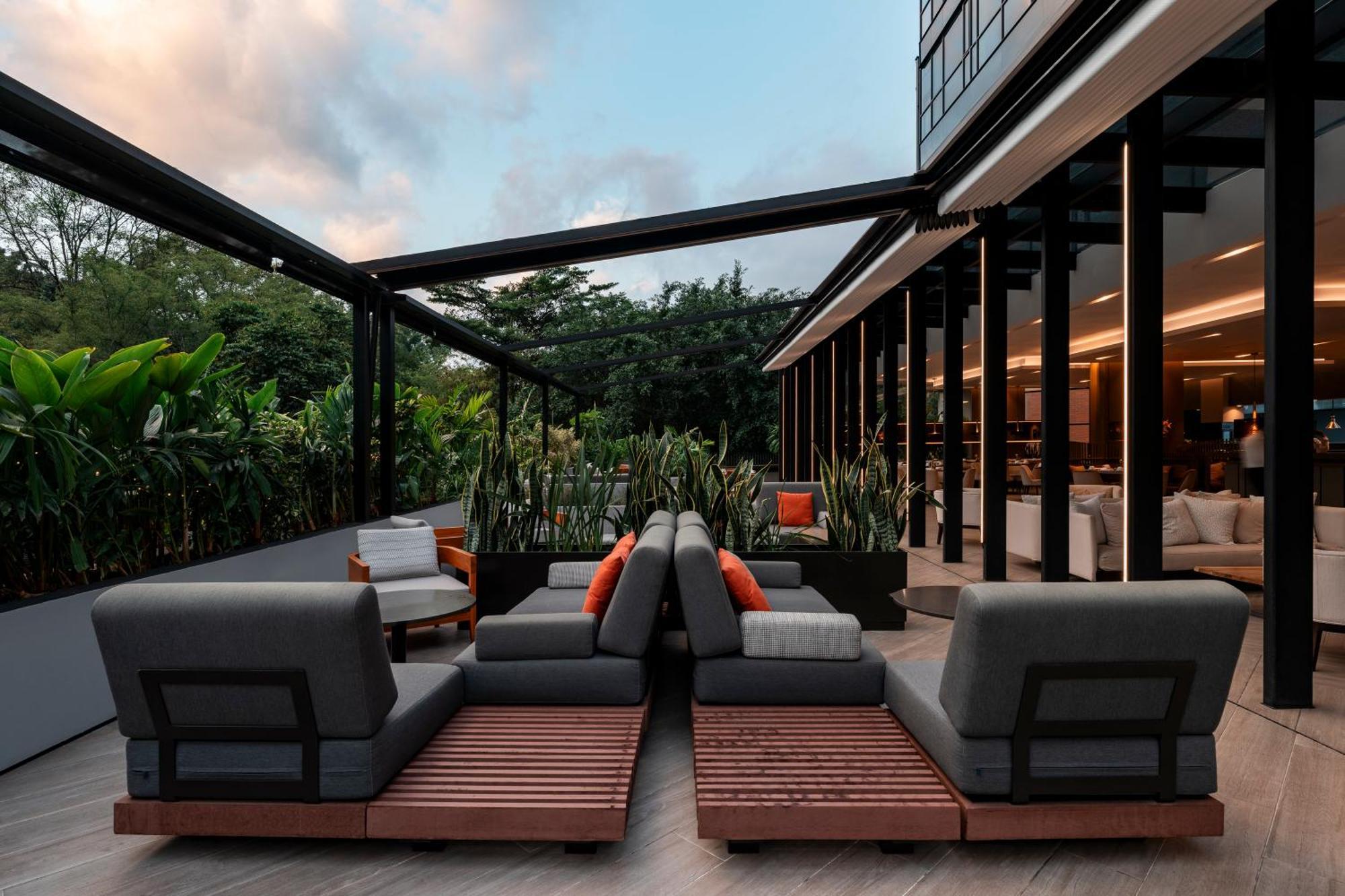 Hotel York Luxury By Preferred 5*