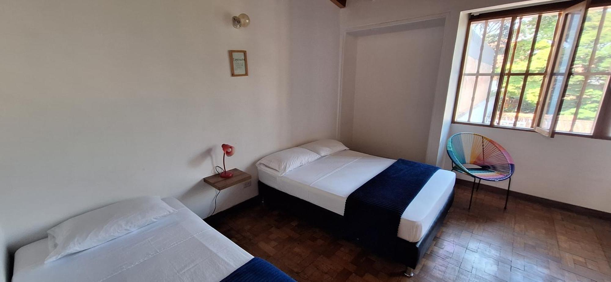 Yolo Hostel *