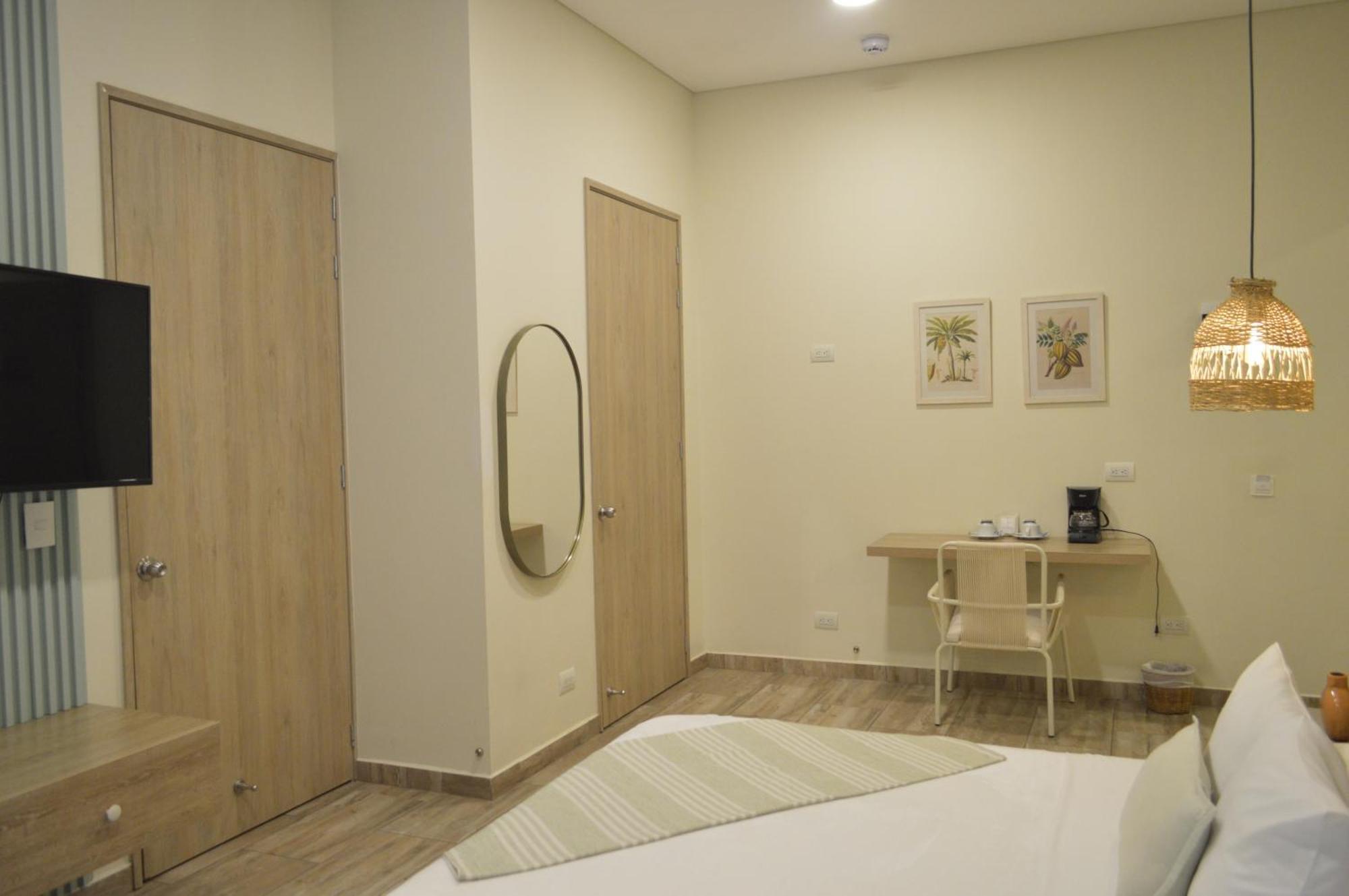 Mythical Boutique Hotel 4*