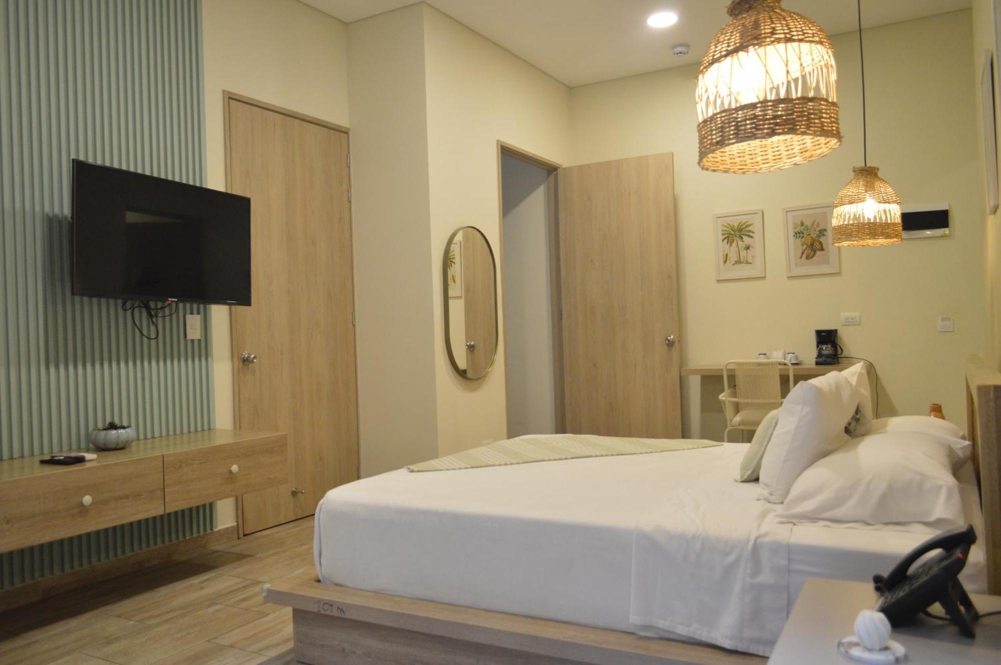 Mythical Boutique 4*