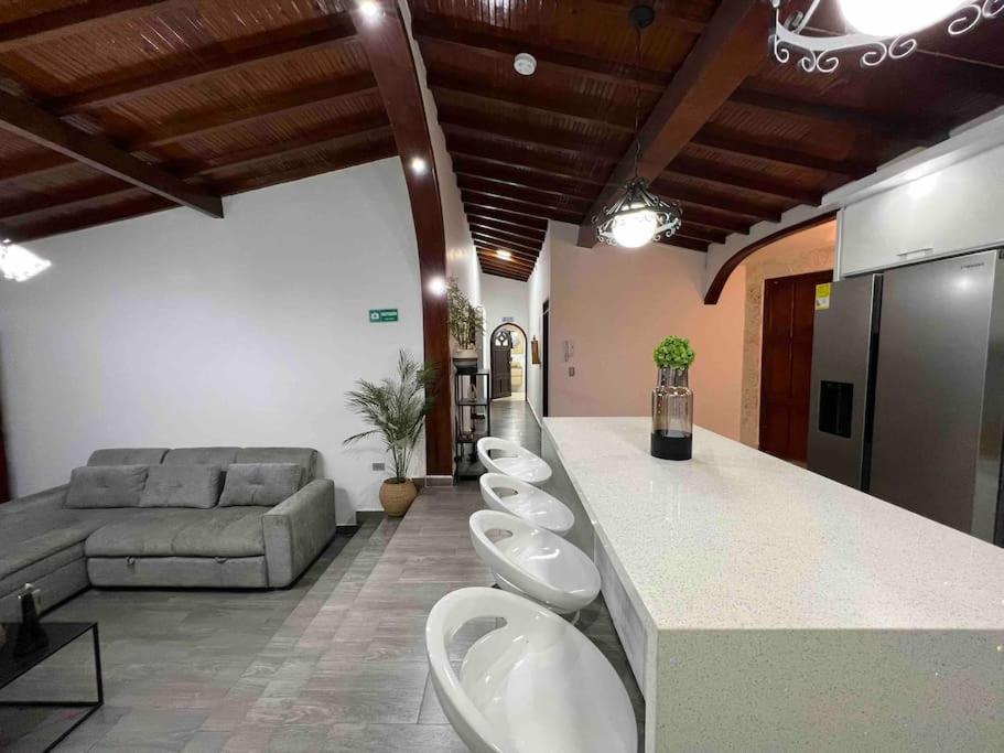 Villa Palos Altos