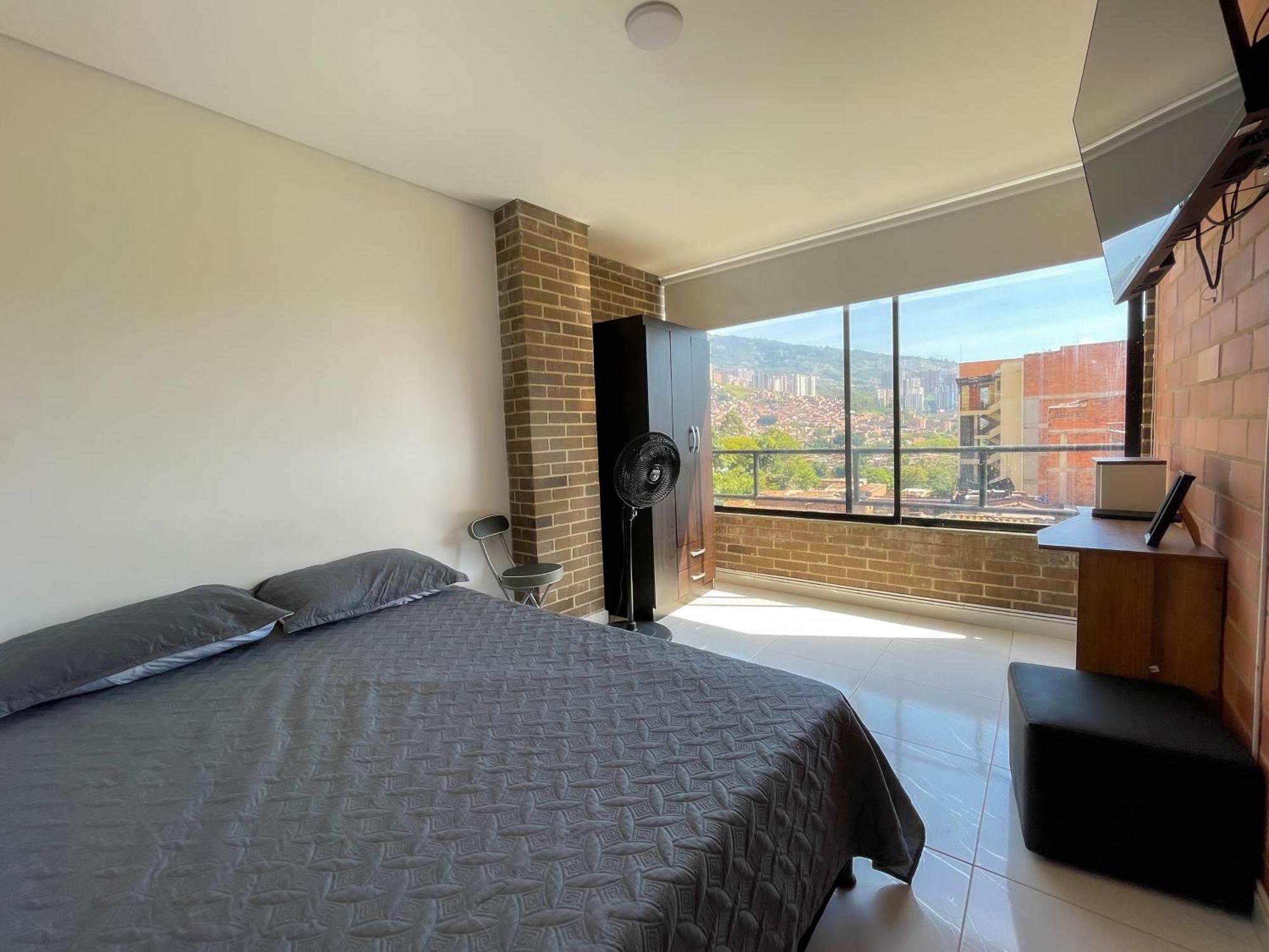 Apartamento Extraordinarios En Medellin, Viajeros Y Familias
