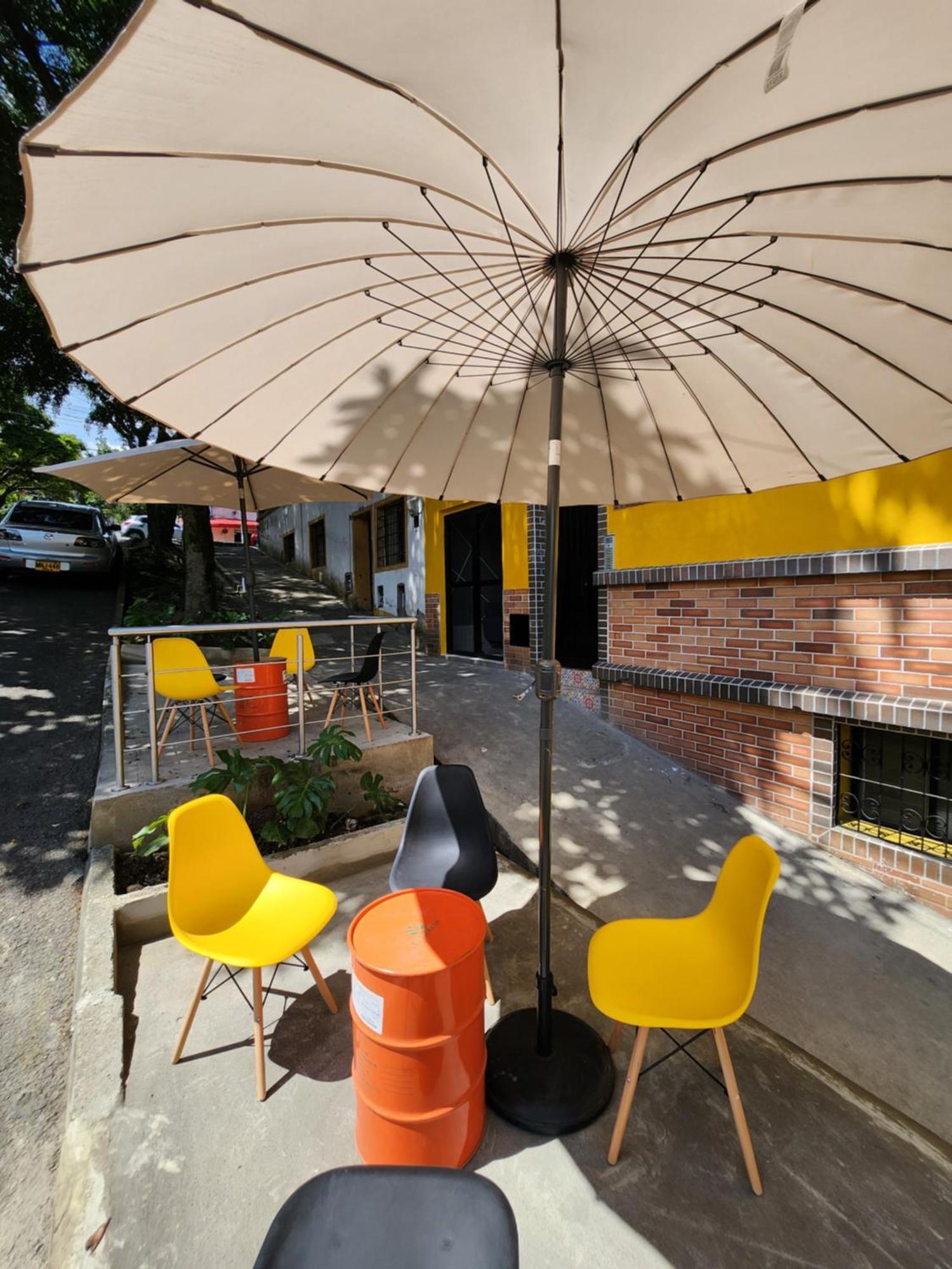 Prado Downtown Hostal *