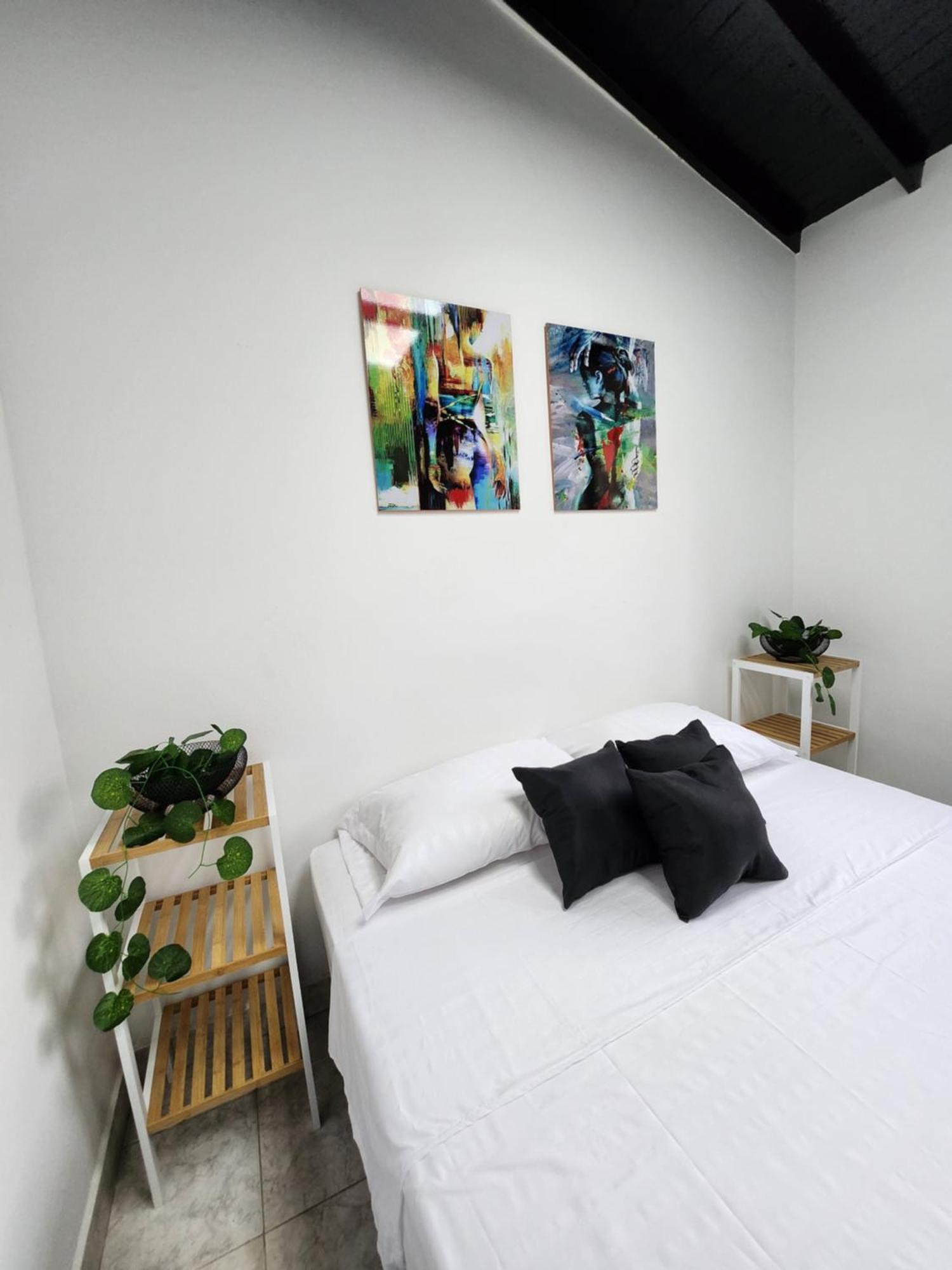 Hostal Prado Downtown