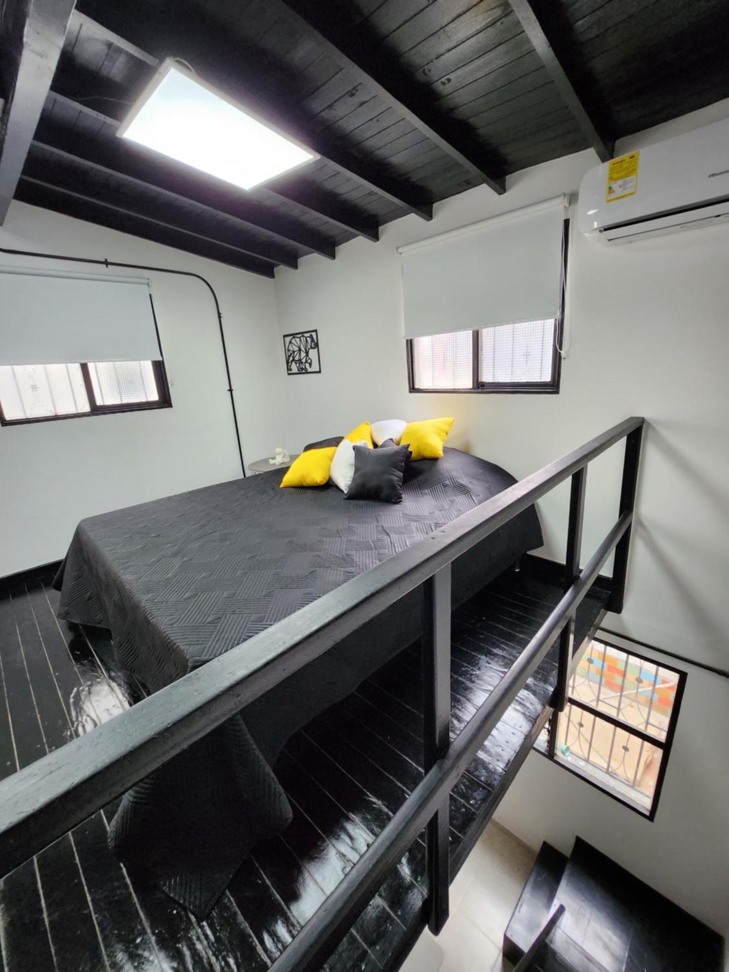 Prado Downtown Hostal