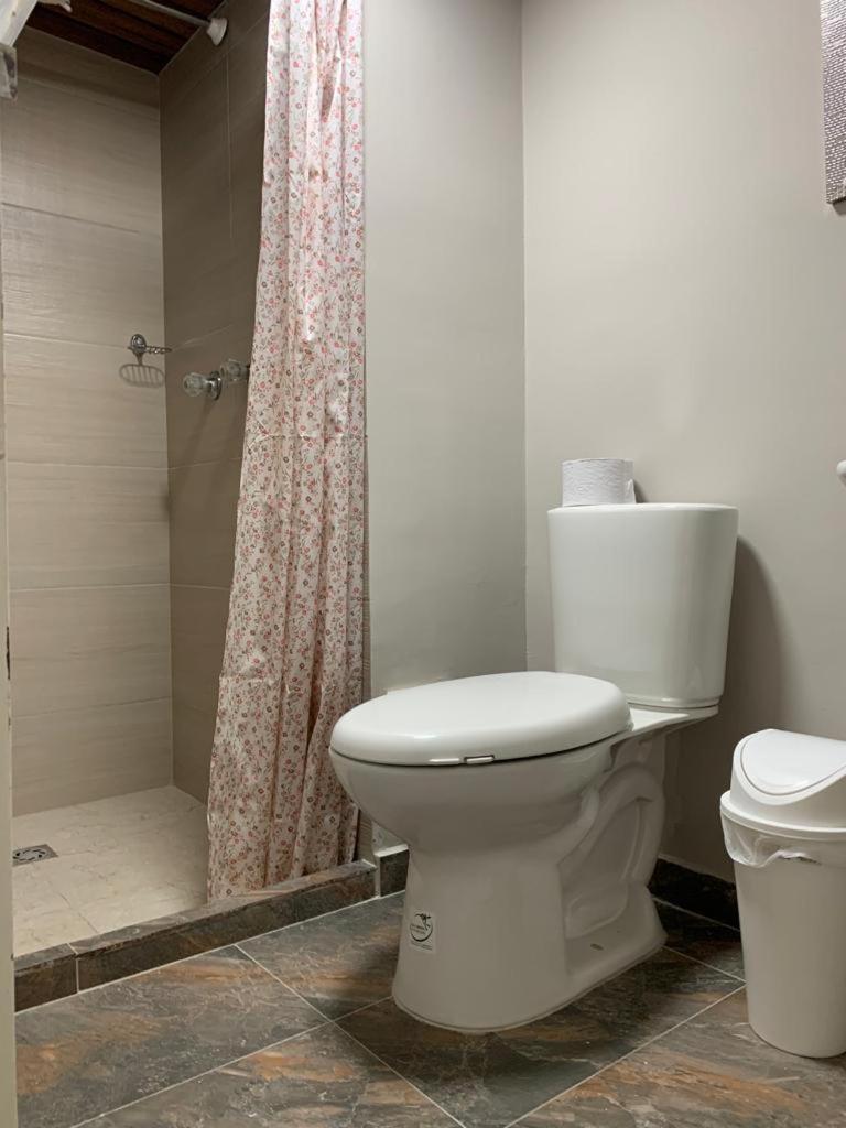 Apartamento 201 Amplio Y Cómodo 90 Mts *