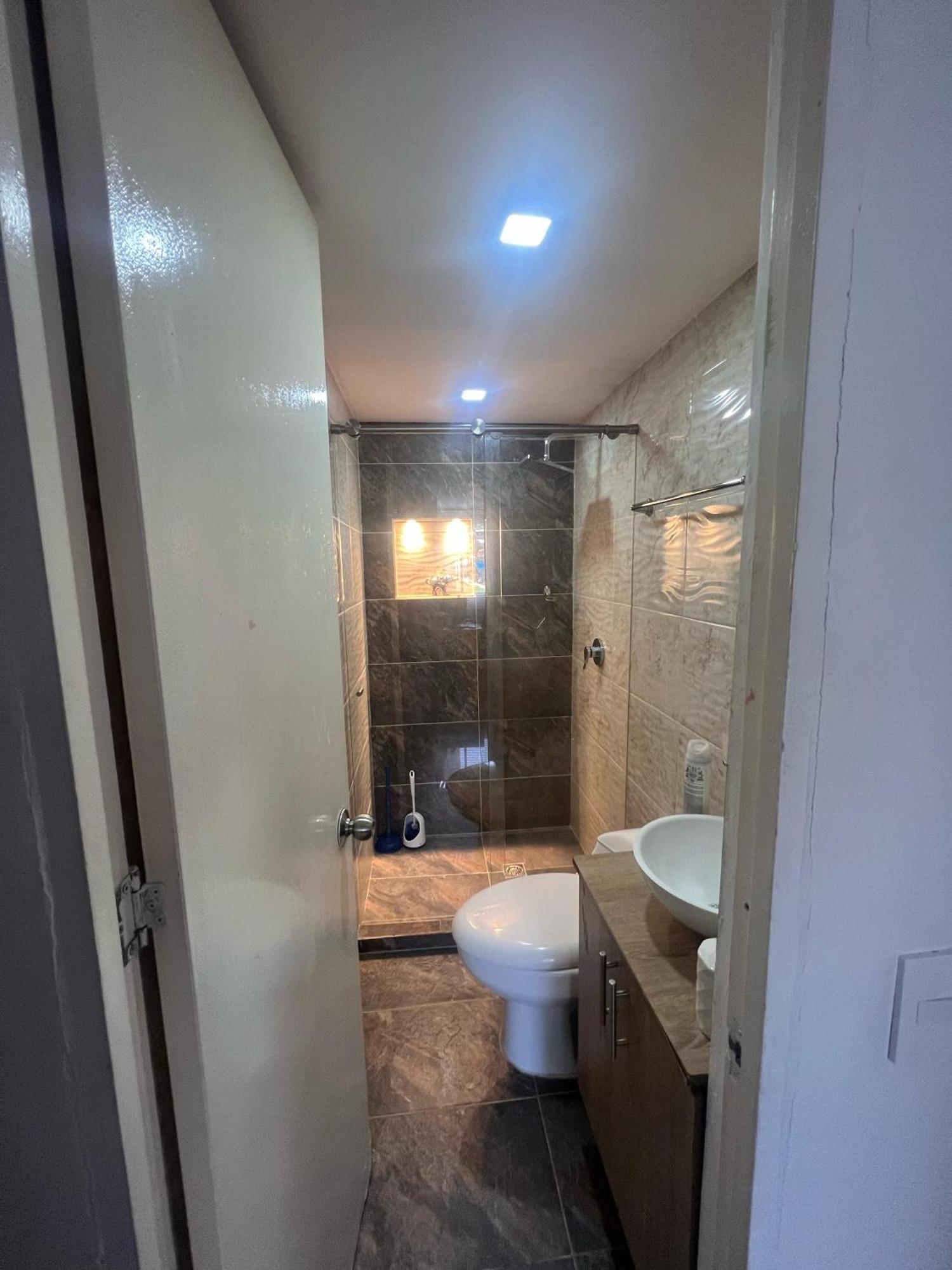 Habitación en casa particular En Robledo-medellin *