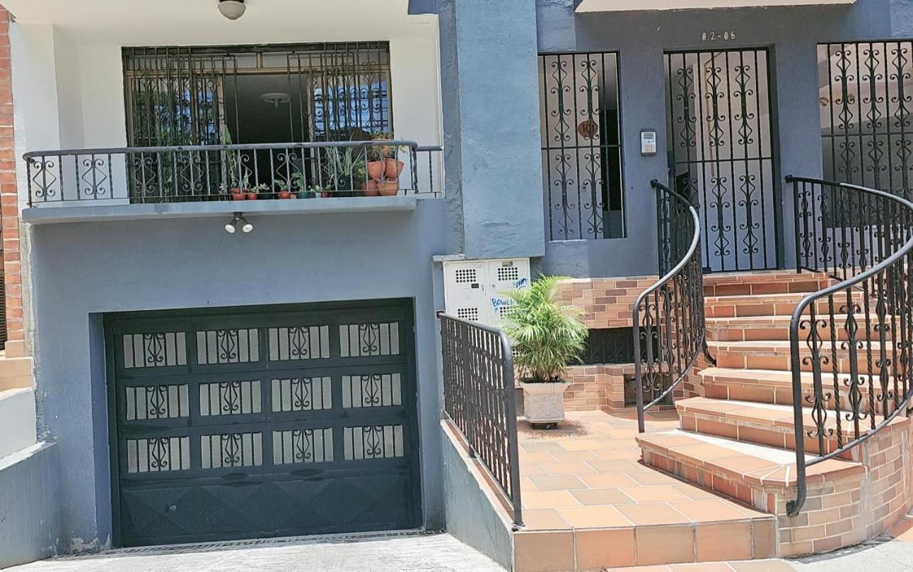 Habitacion Cama Sencilla Bano De Uso Exclusivo * Medellín